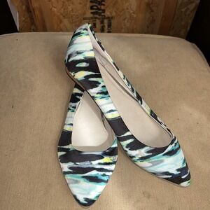 EXPRESS  Slip On Ballet Pointed Toe Flats Women's Size 7 Multi Color‎